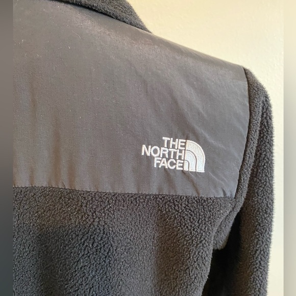 The North Face ~ Women’ Small Black Sherpa Fleece Polartec Relaxed Fit Jacket - Picture 6 of 10
